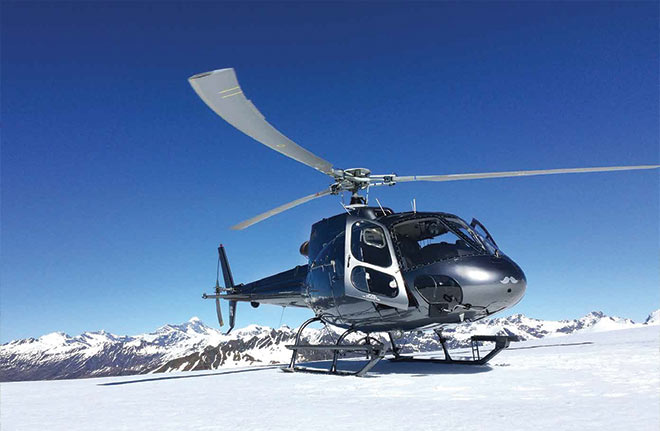 Glacier landing Scenic flights